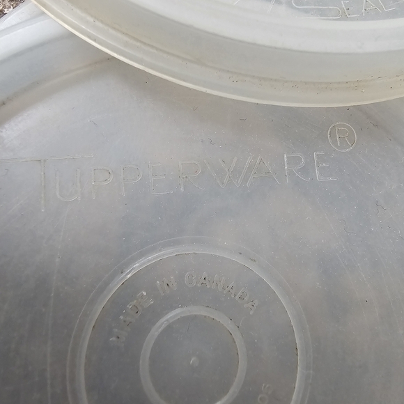 Vintage Tupperware Condiment Caddy with Serving Spoons and Seals Lids 757-3 - Picture 9 of 9